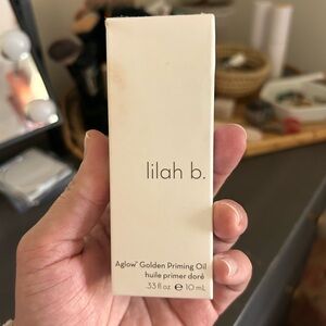 NIB lilah b Golden Priming Oil